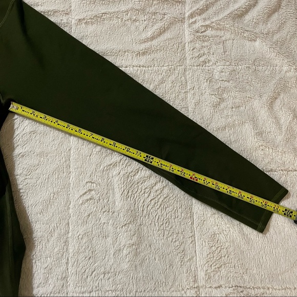 Fabletics Olive Green Active Capri Leggings / Size M - Picture 6 of 7